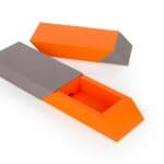 interaktive Printmedien, Interaktive Printwerbung, Interaktive Druckerzeugnisse, Kreative Printwerbung, Kreative Druckerzeugnisse, Kreative Flyer, 3D Flyer, Flyer mit Effekten, Interaktive Flyer, Effektkarten, Kreative Effektkarten, Kreative Karten, Popup Karten, Funktionskarten, Springwürfel, Hüpfwürfel, Spring Objekt aus Papier, Springquader aus papier, Direktmarketingtools aus papier, Marketingtools aus papier, Effektvolle Papierwerbung, Printwerbung mit Effekten, Vierseitige Lamellenkarte, Karten mit Lamellen, Lamellenkarte, Bildwechselkarte, Kreative Karten für direktmarketing, Kreative Karten aus papier, Kreatives direktmarketing, Endlosfaltkarte, InfinityCard, Infinity Karte, Schiebekarten mit stopperfunktion, Ausschubkarten, Ziehkarten, Karten mit Schuberfunktion, Karten mit ziehfunktion, Karten mit Schiebeeffekt, Schiebekarten, Zieheffekt in Karte, Teleskopkarte, Kreative Teleskopkarte, Doppelschieber, Kreativer Doppelschieber, Interaktiver Doppelschieber