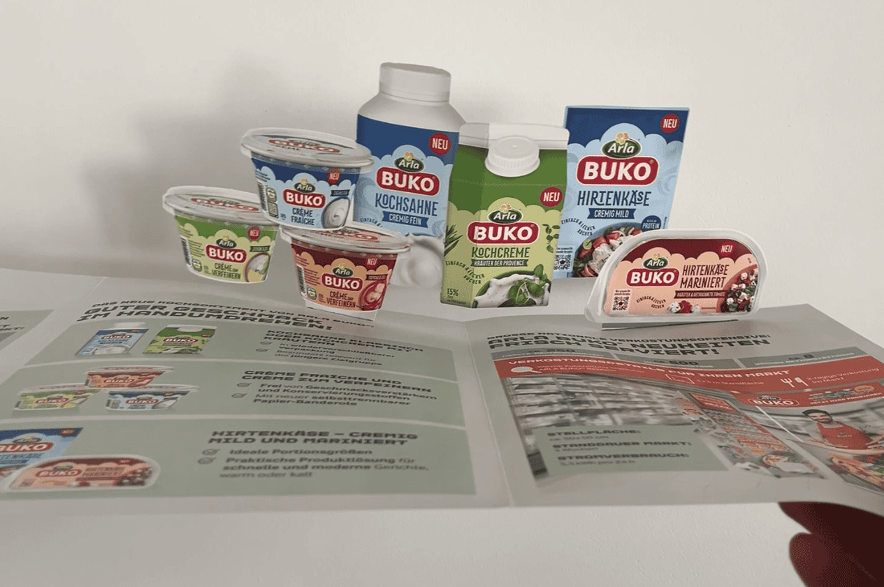 custom 2D pop-up folder with stand-up element for product display